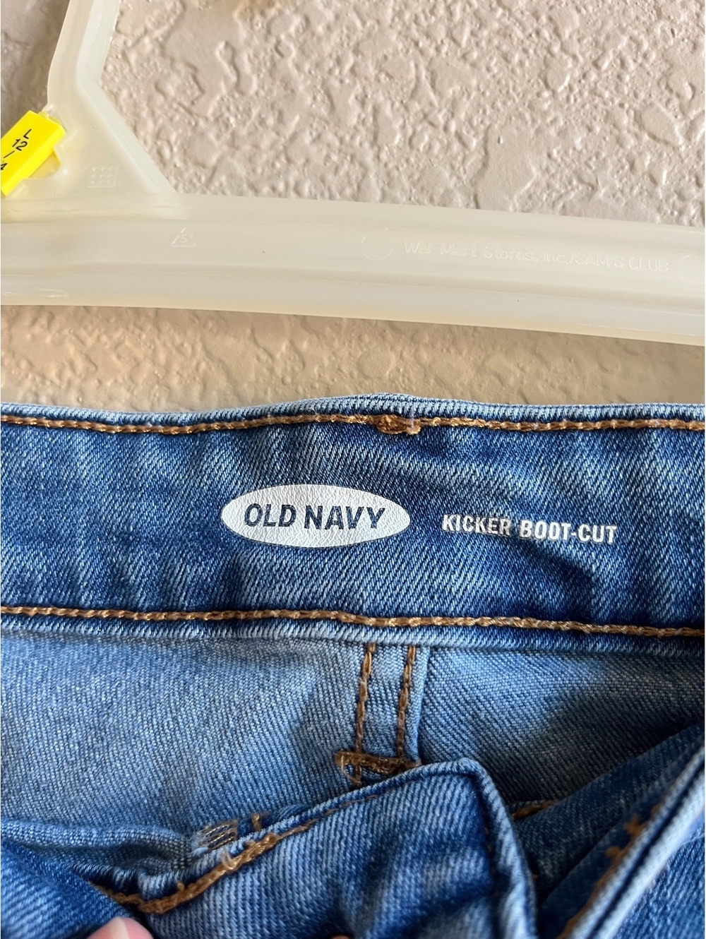 Old Navy Women's Kicker Boot-Cut Jeans Size 18 Light Wash Denim